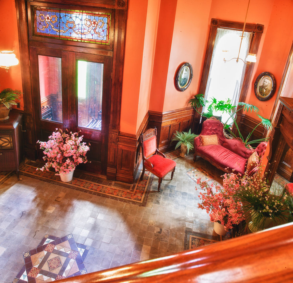 Whiskey Mansion Bed & Breakfast Saint Joseph Exterior foto
